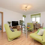Apartamento Okopowa By Renters *