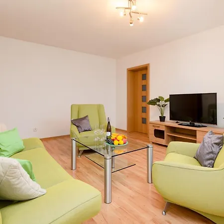Okopowa By Renters Apartman